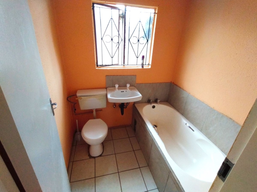 2 Bedroom Property for Sale in Meriting North West